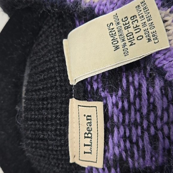 Vintage L.L. Bean Black and Purple Wool Cardigan - Picture 2 of 7